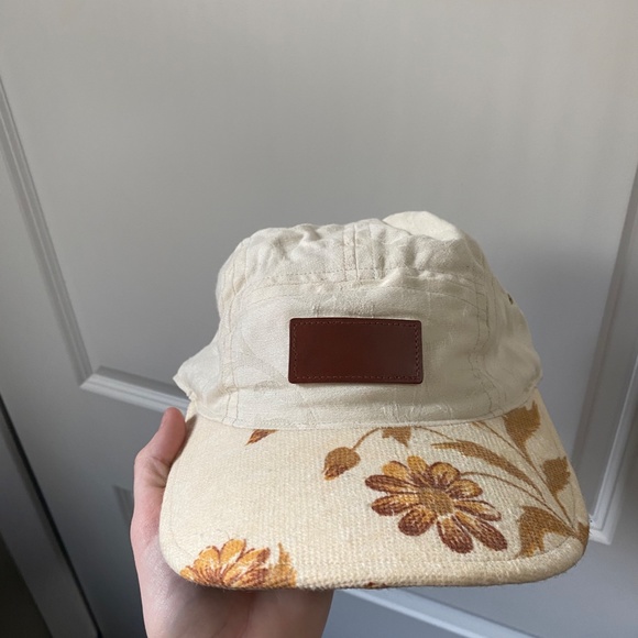 Floral 5-panel Hat - Picture 4 of 4